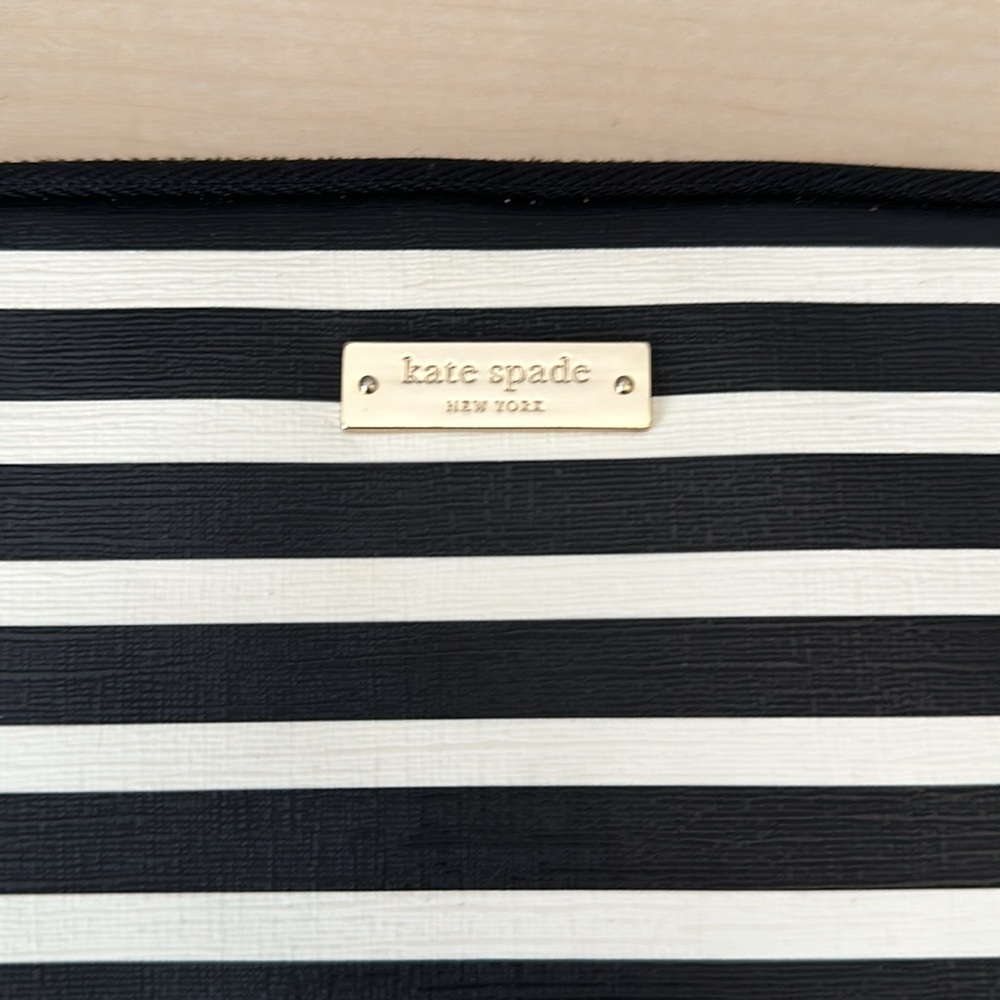 Laptop Case - image 2